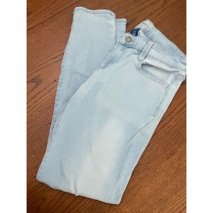 Arizona Jeans Light Wash Size 9